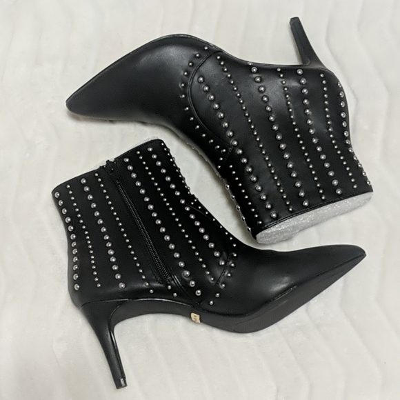 Kensie Shoes - Kensie Nichelle Ankle Stud Booties- New in Box